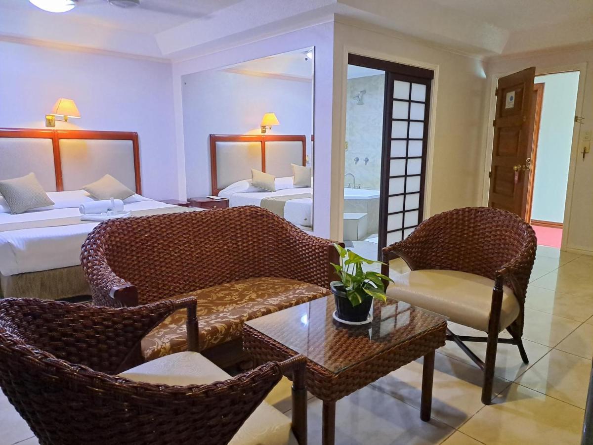 Wild Orchid Resort Angeles Zewnętrze zdjęcie
