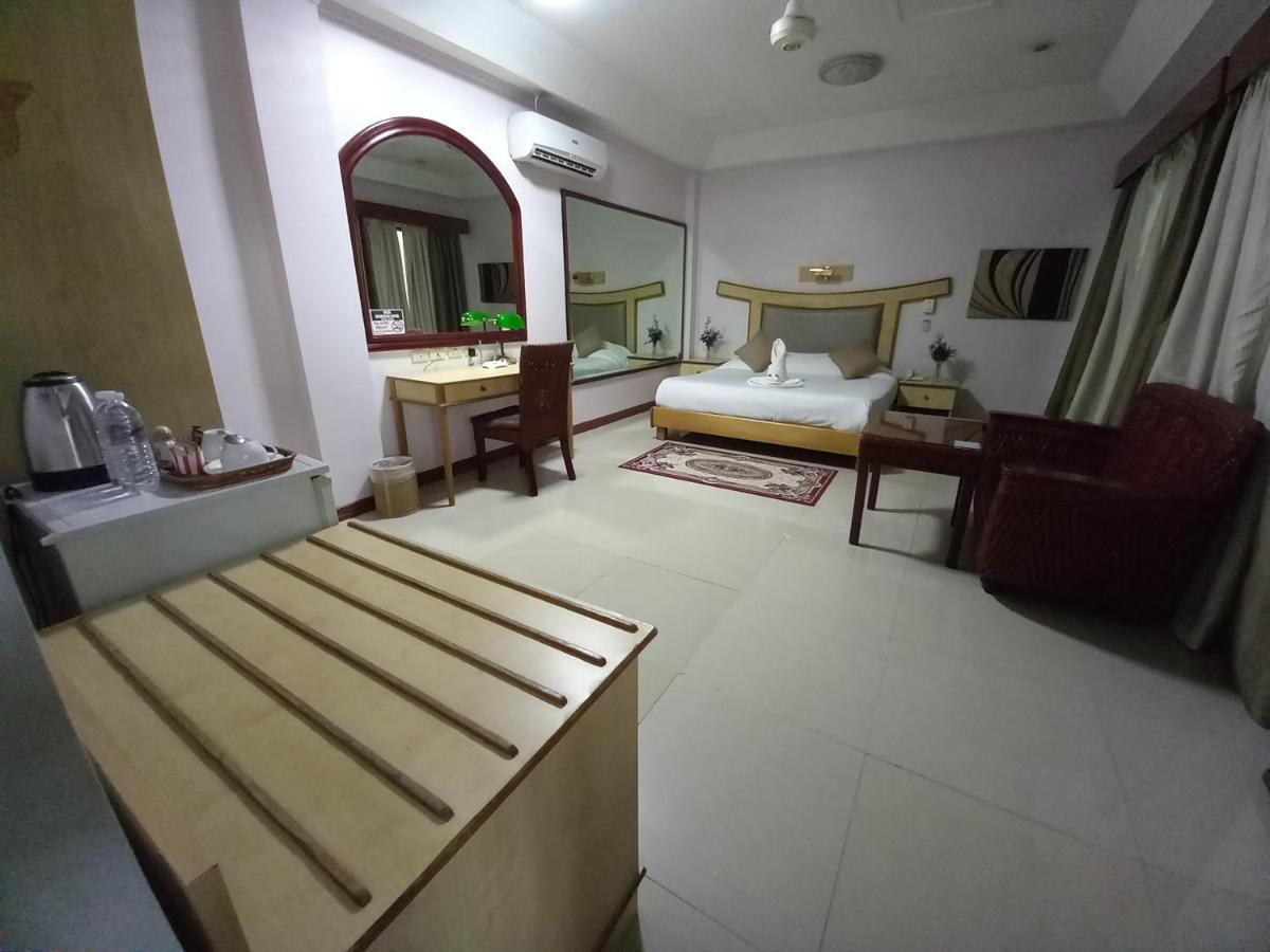 Wild Orchid Resort Angeles Zewnętrze zdjęcie